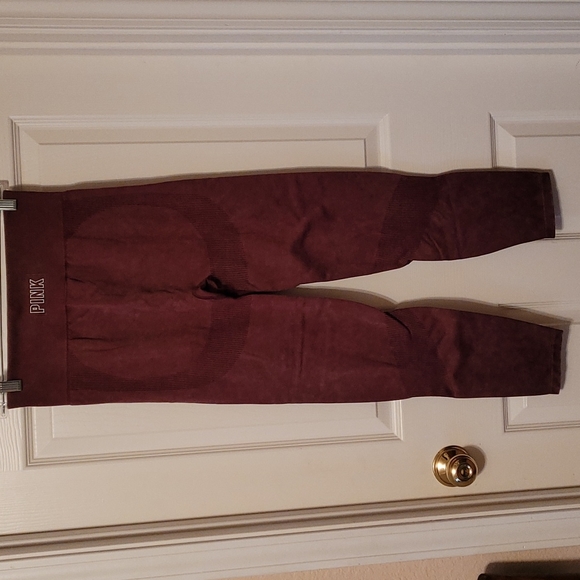 NWOT PINK Victoria's Secret Leggings - Picture 6 of 15